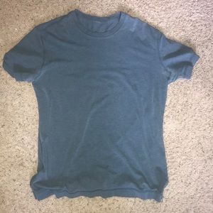 Lululemon T-shirt
